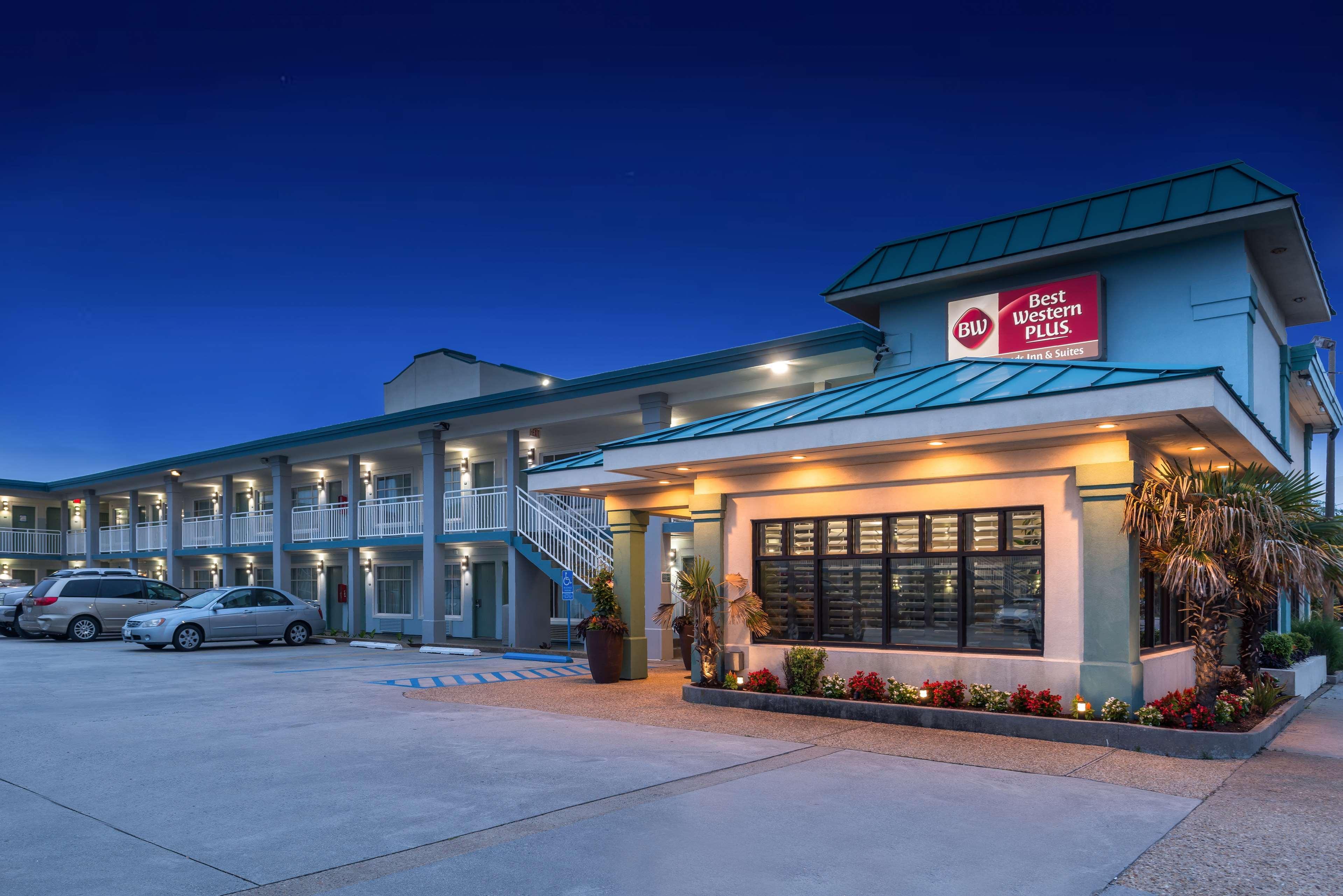 Best Western Plus Holiday Sands Inn & Suites Norfolk Exterior foto